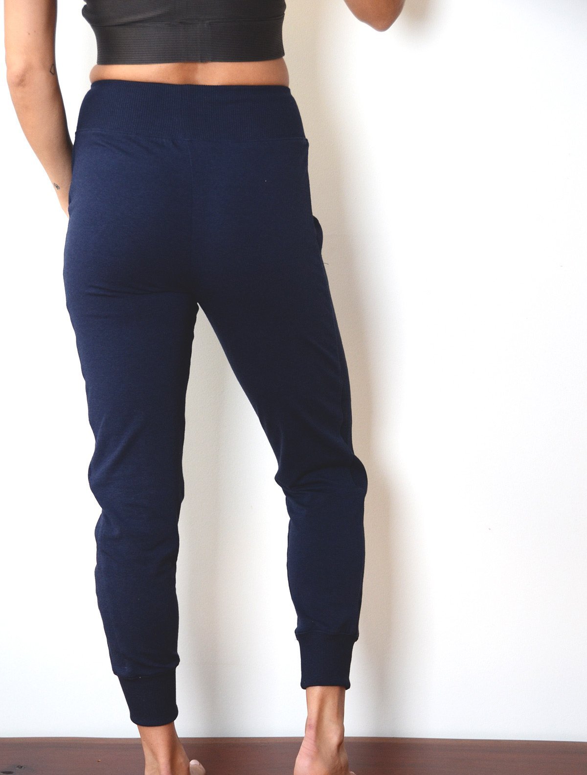 Navy outlet cropped joggers