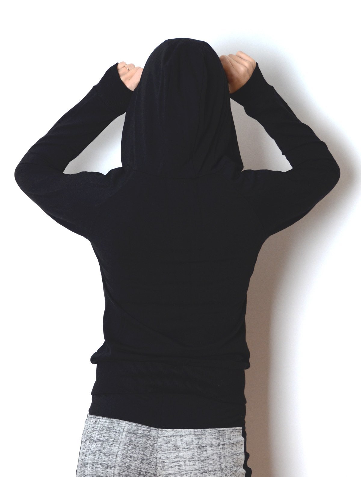 Black cowl best sale neck hoodie